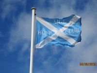 IMG 2717  tänään oli todella tuulinenpäivä (skotlannin lippu)