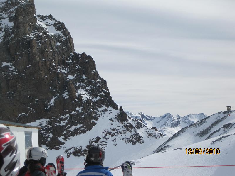 IMG_0577.JPG - Metron ala-asemalta maisema ja vielä mennään ylöspäin