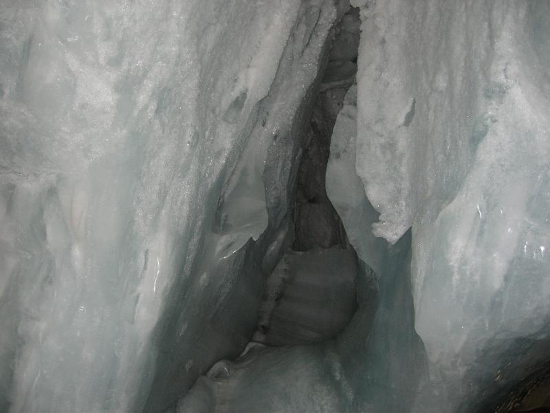 IMG_4749.JPG - Upean näköistä, railo jäätikössä